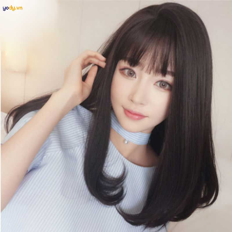 Tóc uốn lọn to cụp chữ C tự nhiên