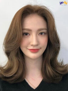 Tóc uốn vểnh