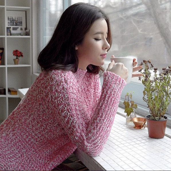 Vẽ chân dung cô gái tóc ngắn: Học hỏi từ hình ảnh mái tóc ngắn ngang vai thanh lịch