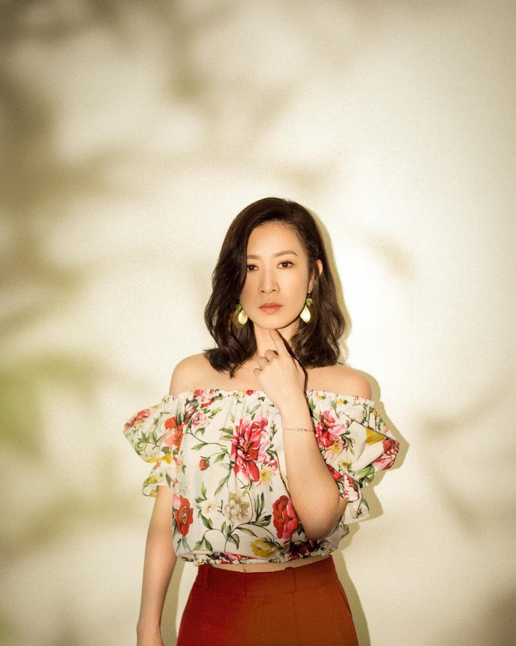 Xa Thi Mạn trẻ trung và ngọt ngào với kiểu tóc ngắn ngang vai