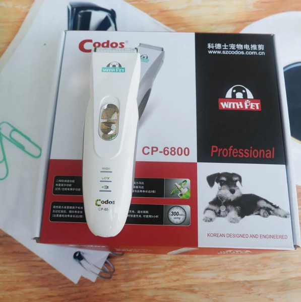 Bộ tông đơ chuyên dụng cho việc cắt tỉa lông chó Poodle tại nhà, là dụng cụ thiết yếu để tạo kiểu tóc đẹp và chăm sóc lông