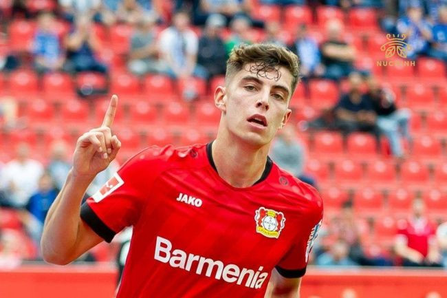 Giải Mã Sức Hút Từ **Kiểu Tóc Kai Havertz**: Phong Cách Mid Fade Lịch Lãm