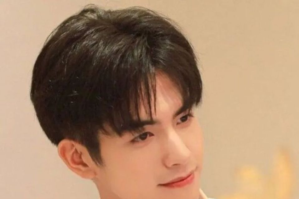 Kiểu tóc 2 block 5/5 thư sinh