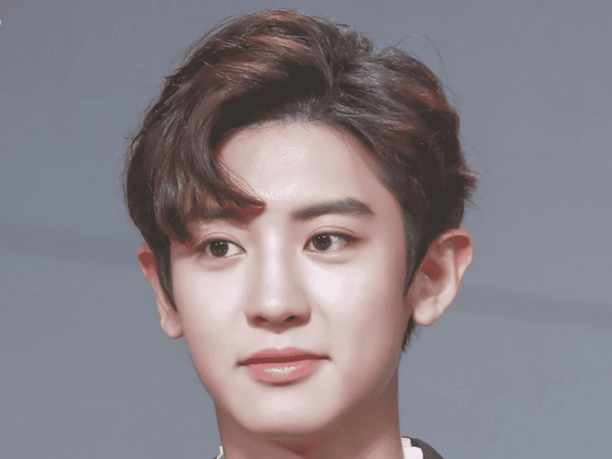 Kiểu tóc 2 mái hiện đại với layer giúp khuôn mặt tròn hài hòa hơn