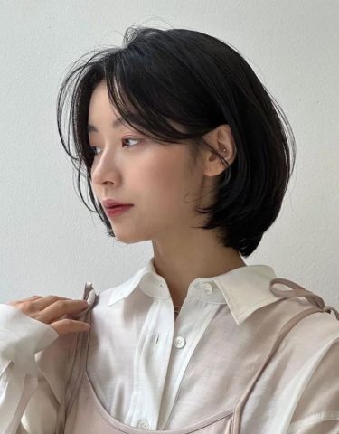 Kiểu tóc bob năng động cho người thấp mặt tròn