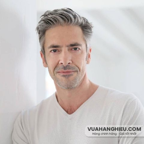 Kiểu tóc Brush Up với Taper Fade trẻ trung, phù hợp cho quý ông tóc dày.