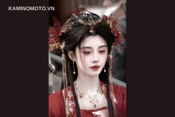 Kiểu tóc cổ trang đơn giản: Tóc công chúa thả lọn