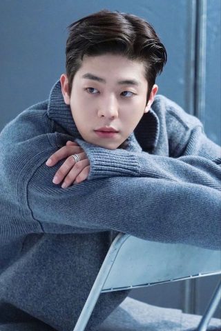 Kiểu tóc mái ngắn Classic Side Part lịch lãm cho quý ông