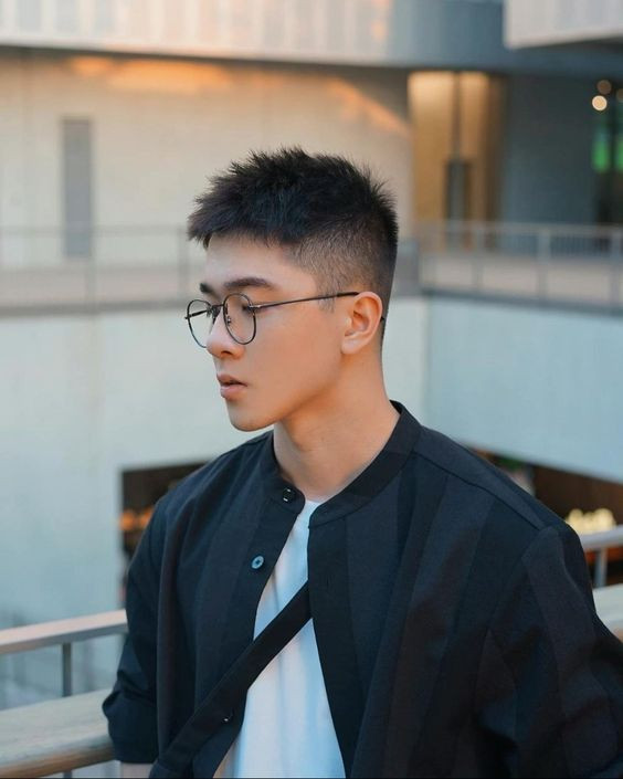 kiểu tóc nam taper fade mohawk