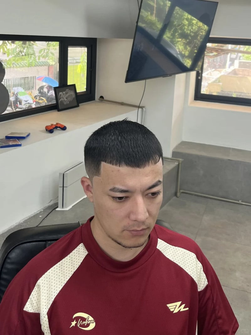 Kiểu tóc nam thủy quân lục chiến Ivy League cổ điển và lịch sự