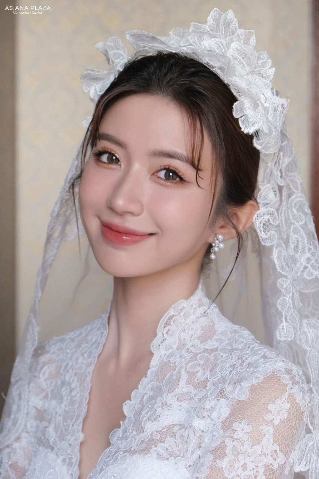 Kiểu tóc thanh thoát cho cô dâu Trung Hoa có khuôn mặt bầu bĩnh