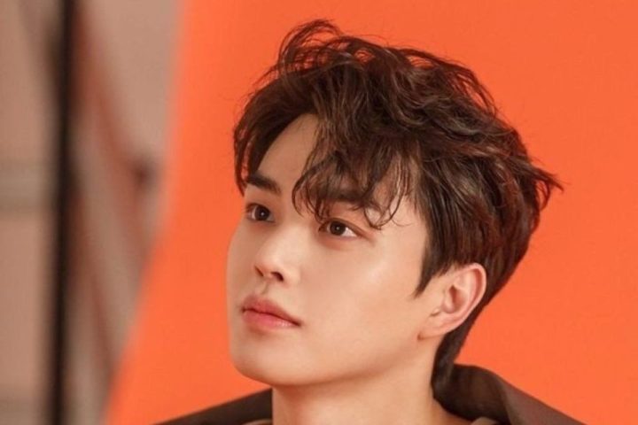 Kiểu tóc two block side part