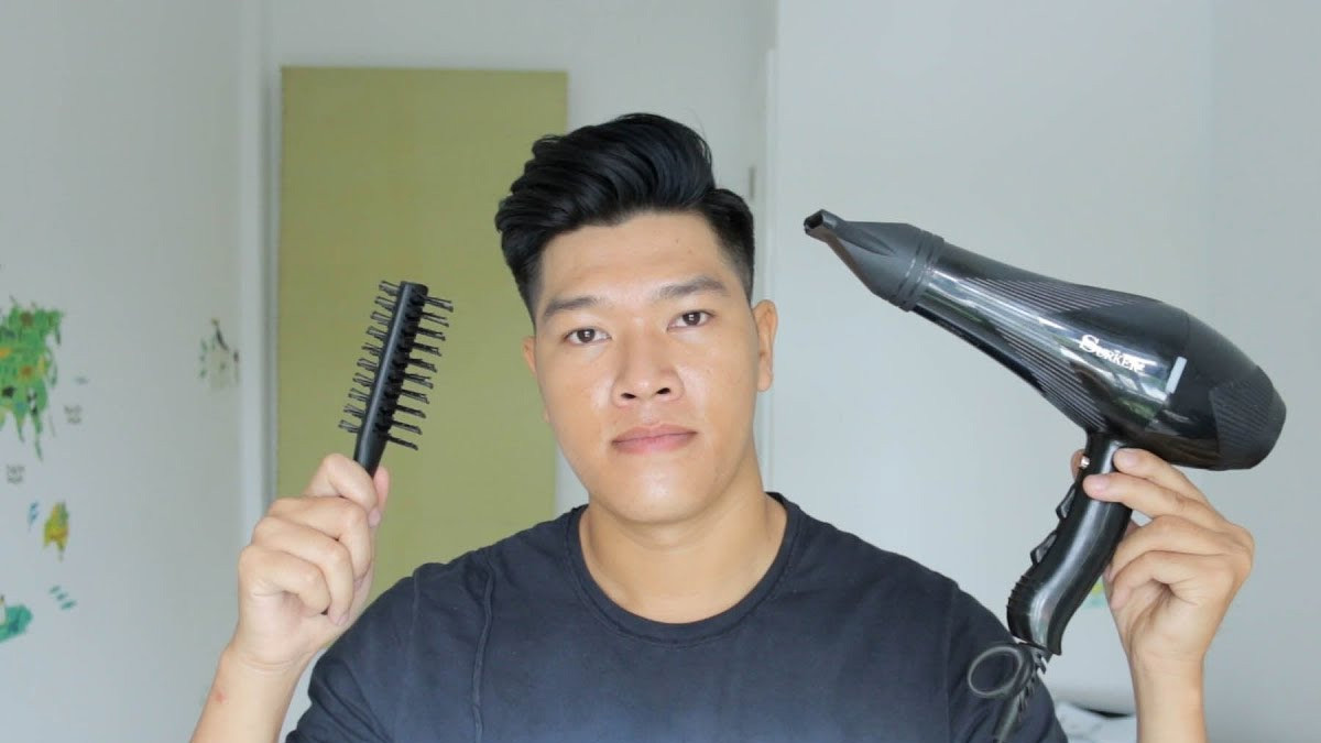 Kỹ thuật sấy khô tóc phồng nam từ gốc