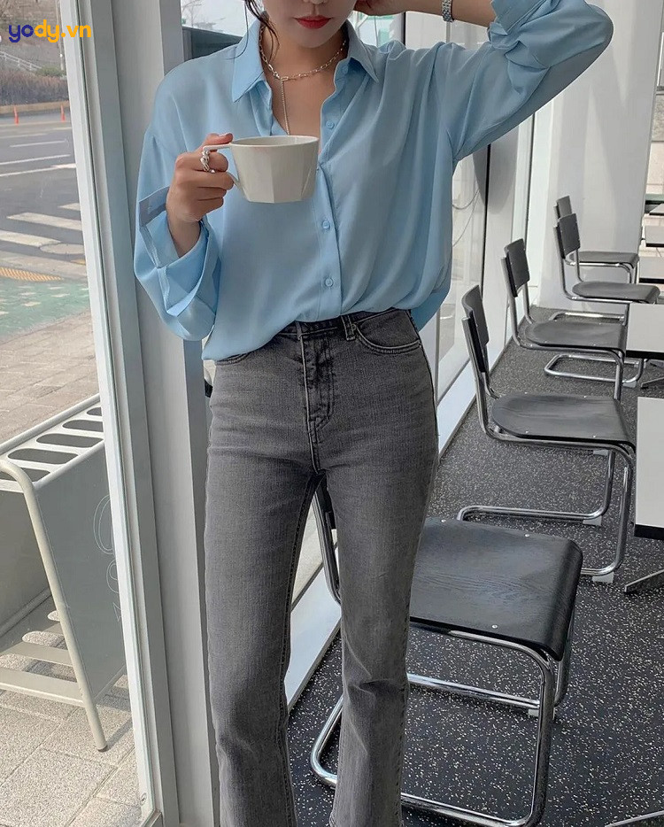 Mix áo sơ mi với quần skinny cá tính