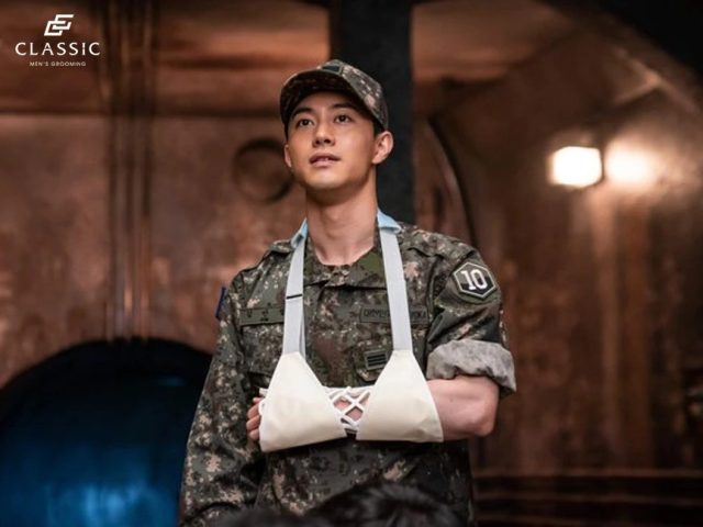 Nam diễn viên Kwak Dong-Yeon với kiểu tóc big mouse ấn tượng