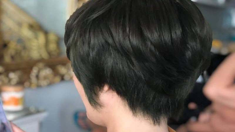 Quy trình cắt tóc ngắn chuyên nghiệp tại HAIR SALON TÙNG TÓC NGẮN, đảm bảo vẻ đẹp hoàn hảo