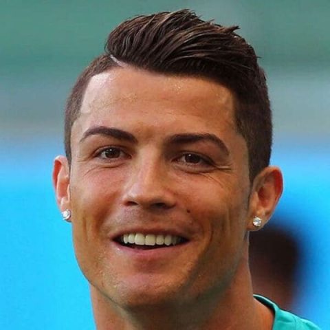 Ronaldo với kiểu tóc Pompadour Undercut
