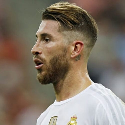 Sergio Ramos với kiểu undercut hai cấp độ, tạo sự tương phản rõ rệt
