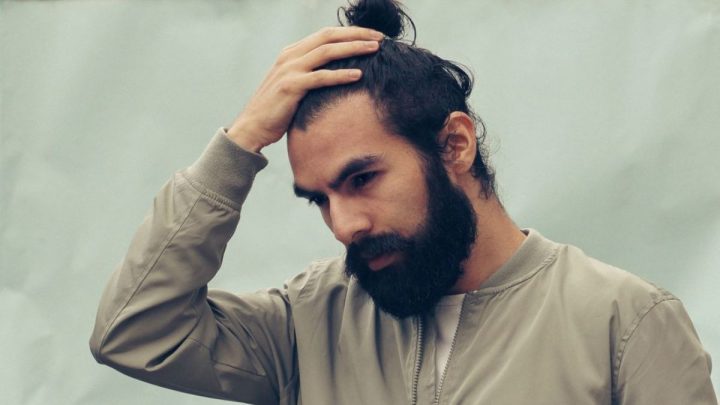 Tóc buộc nam phù hợp với nhiều dáng mặt