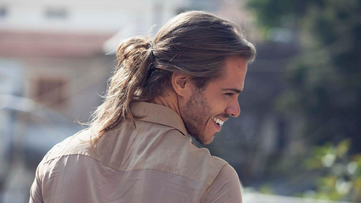 Tóc buộc nam thấp lịch lãm