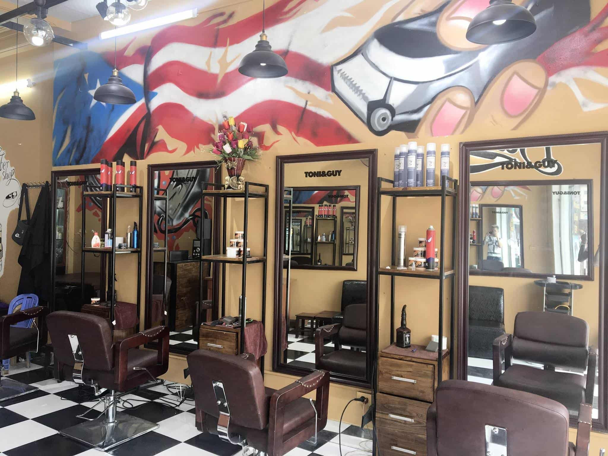 Tư vấn kiểu tóc hợp gương mặt tại Men’s Barber Shop Thanh Hóa