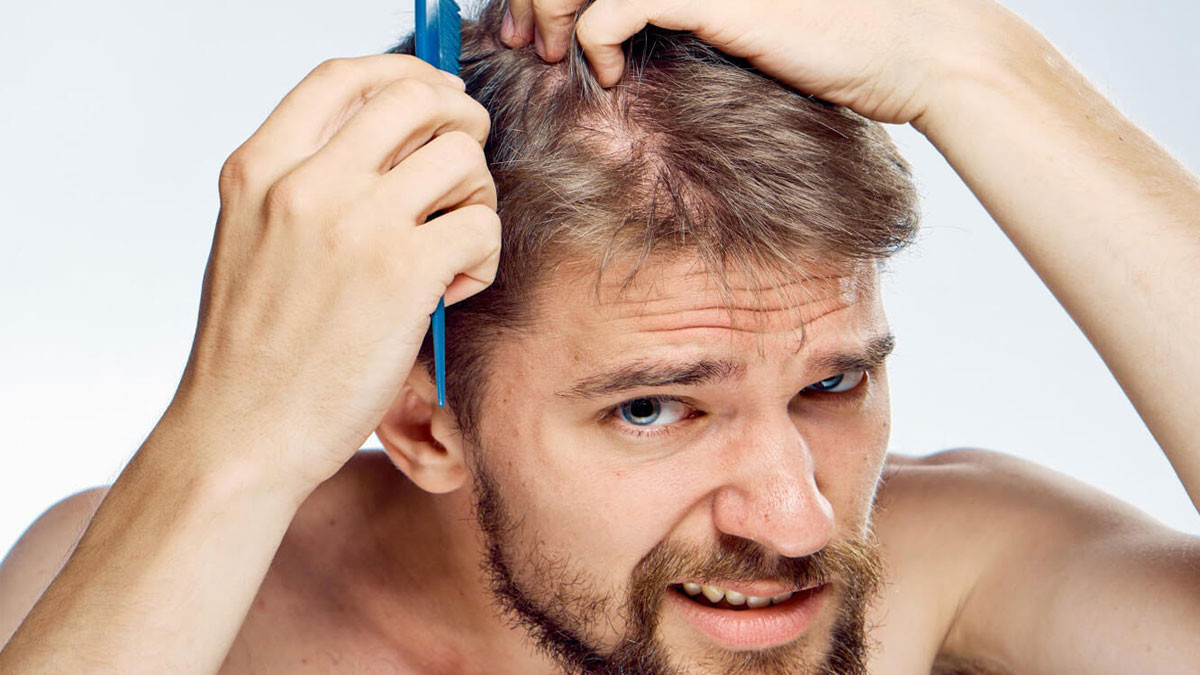 Xem kỹ chất tóc khi chọn kiểu tóc nam mặt tròn ngắn